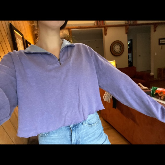 Purple cropped half zip - Picture 2 of 4